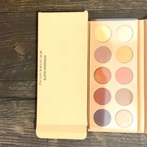 New in box KKW Classic palette